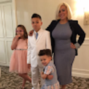 Meet your Posher, Adriana